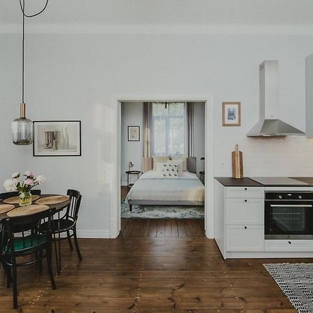 Cozy Apartment Near Zalgirio Arena By Urban Rent Kaunas Luaran gambar