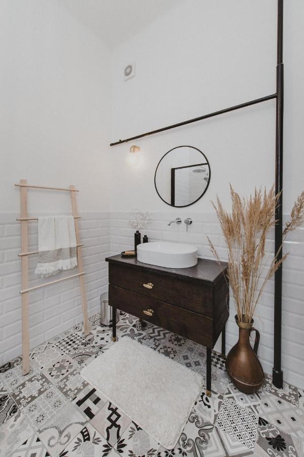 Cozy Apartment Near Zalgirio Arena By Urban Rent Kaunas Luaran gambar