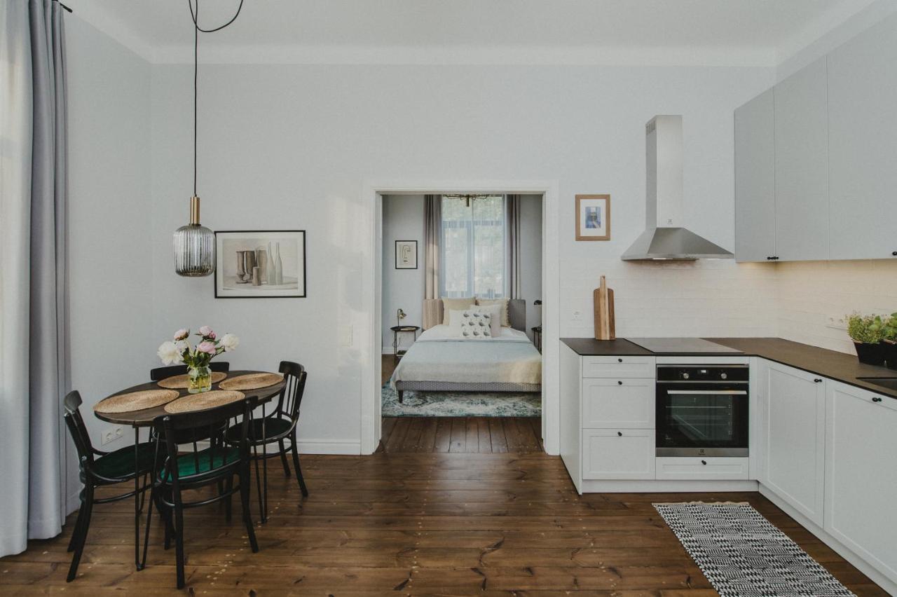 Cozy Apartment Near Zalgirio Arena By Urban Rent Kaunas Luaran gambar