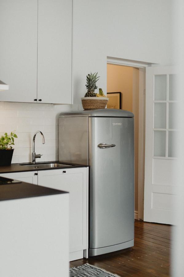 Cozy Apartment Near Zalgirio Arena By Urban Rent Kaunas Luaran gambar